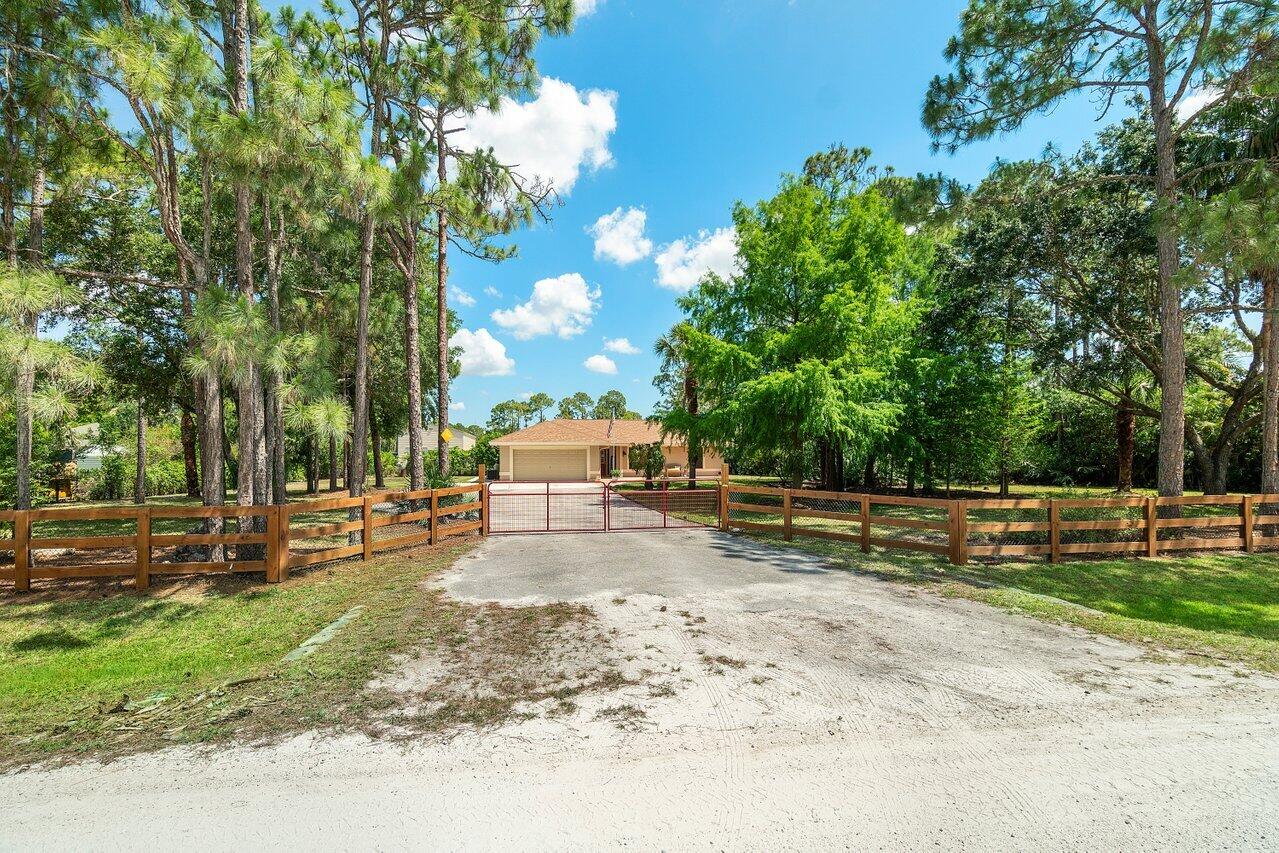 16595 81st Lane N