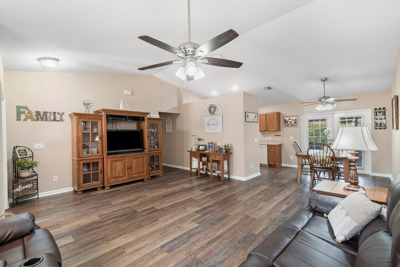 16595 81st Lane N