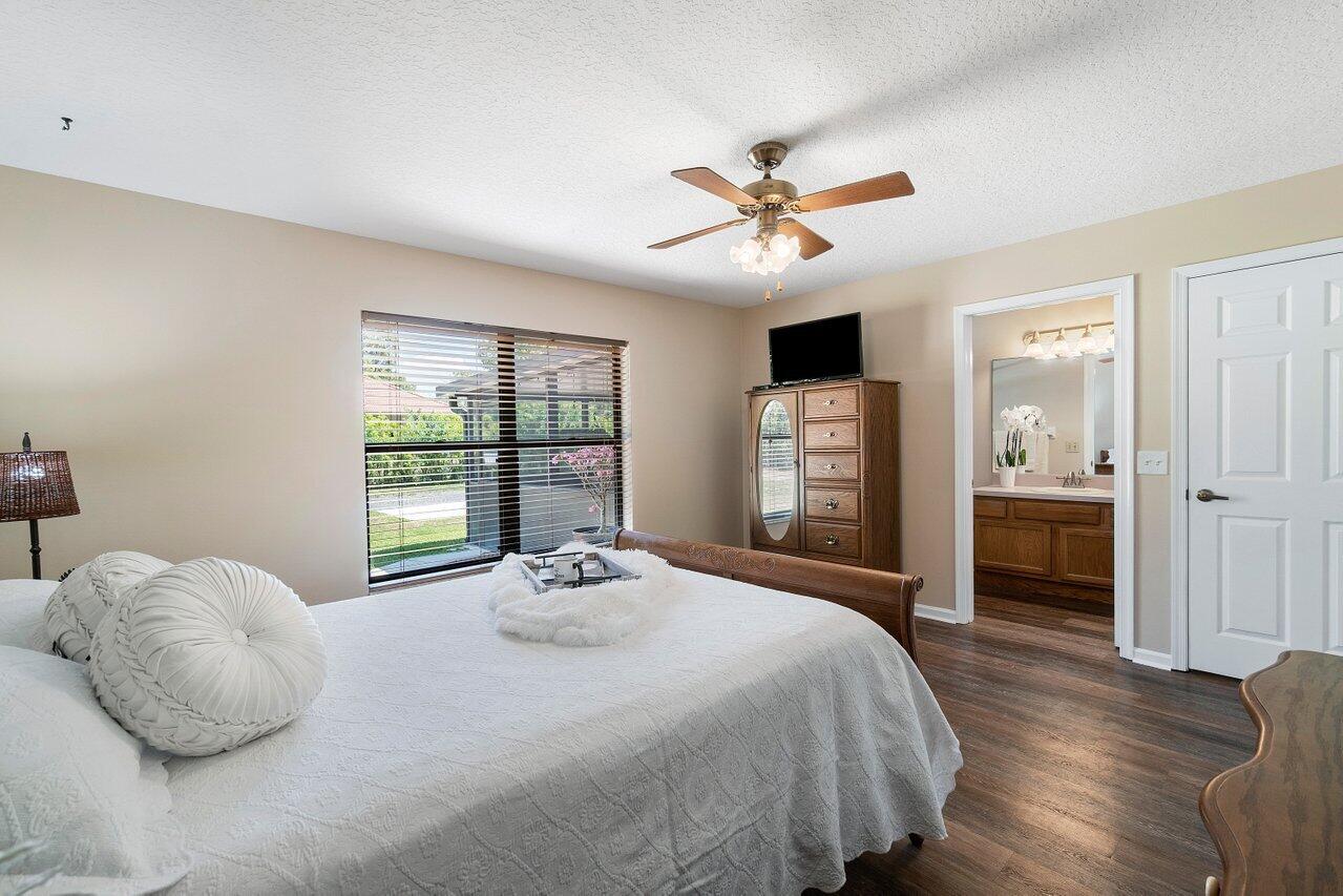 16595 81st Lane N