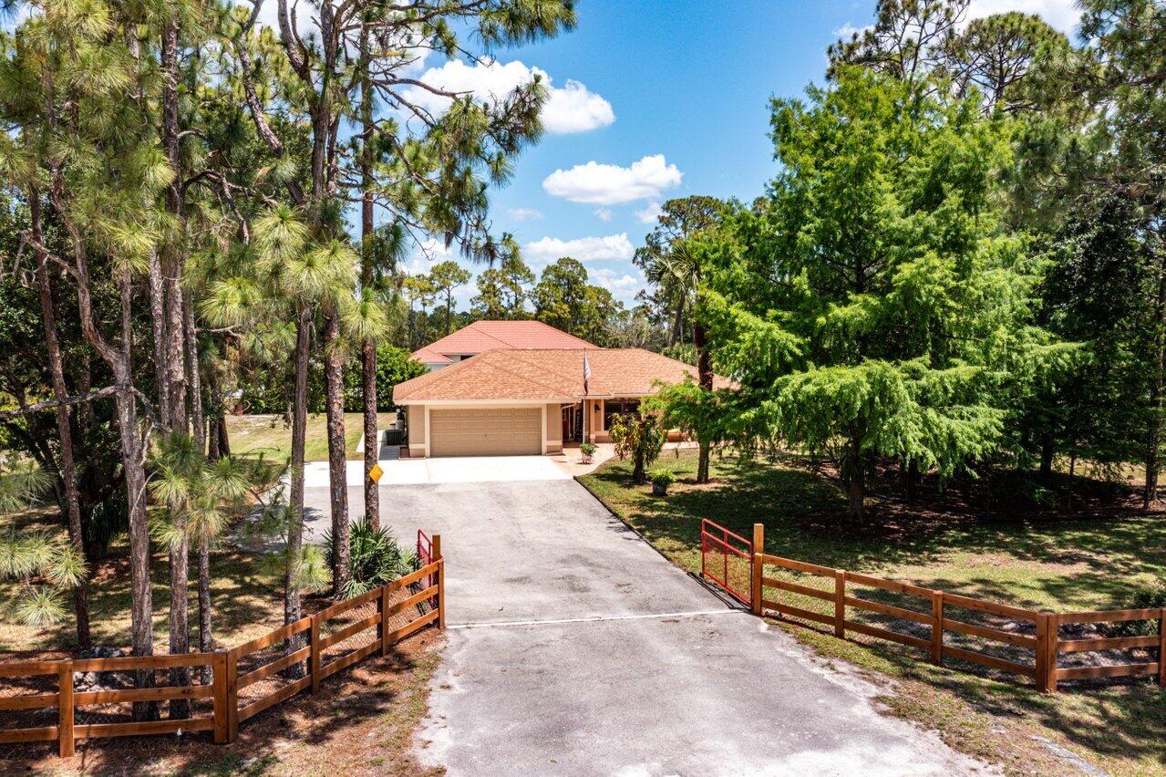 16595 81st Lane N