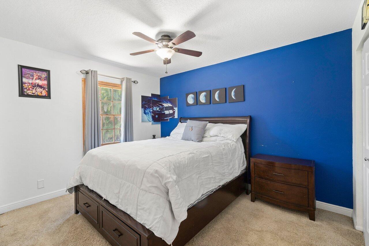 6885 143rd Drive N