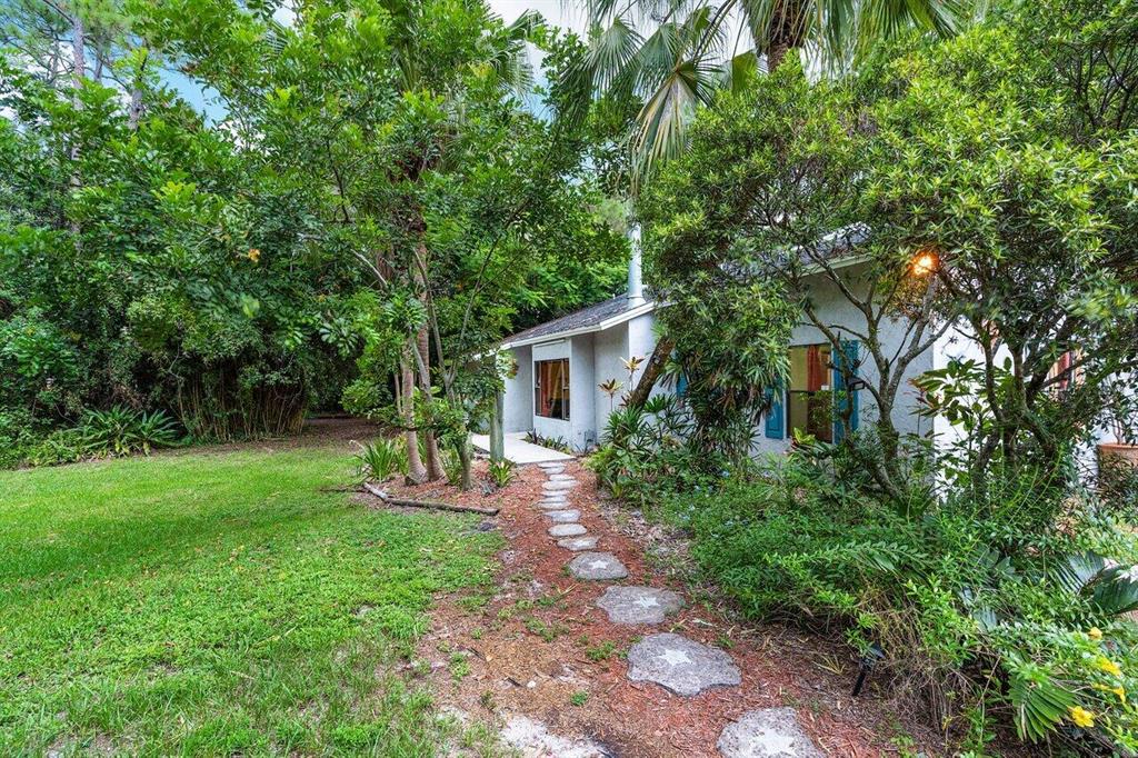 17251 38th Road N