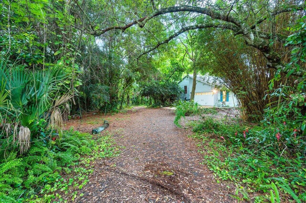 17251 38th Road N