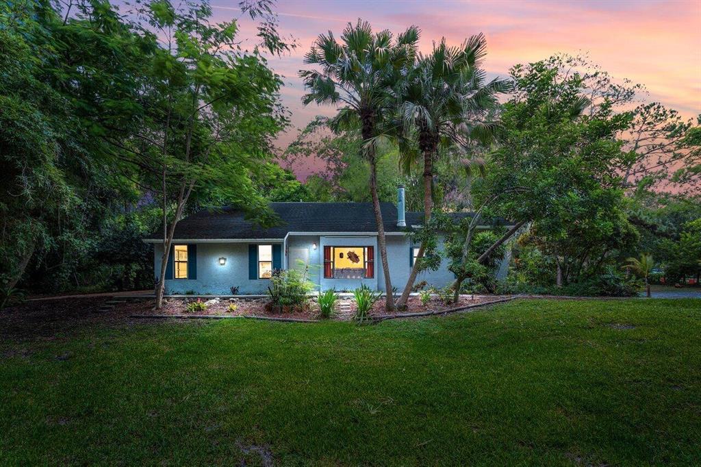 17251 38th Road N