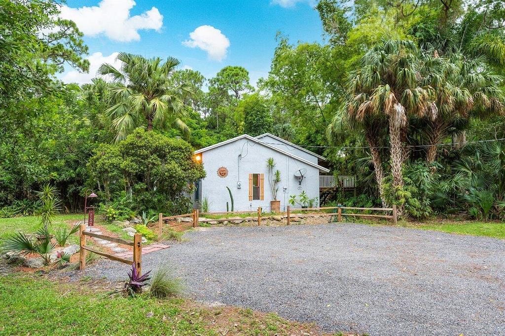 17251 38th Road N