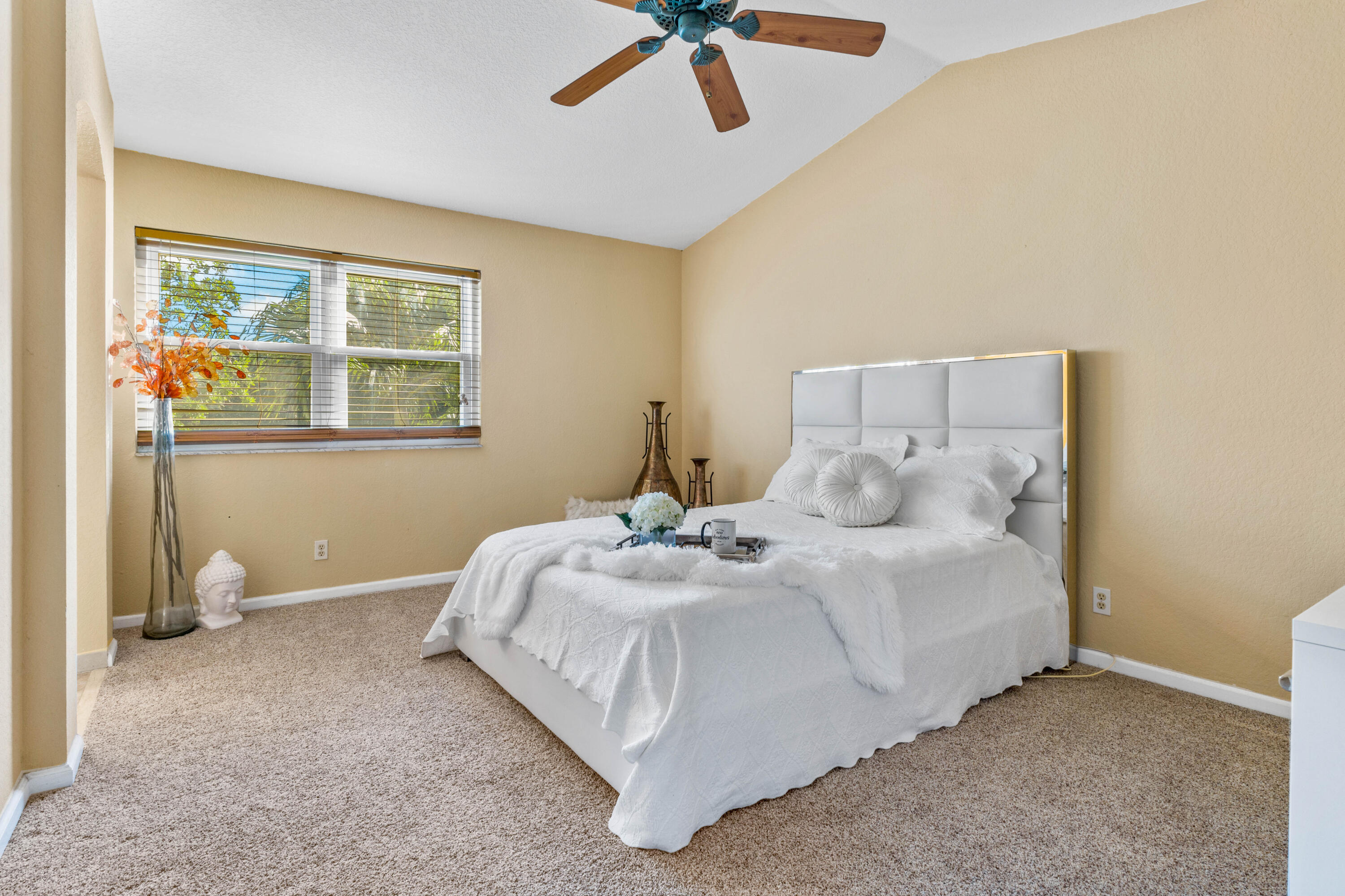 5404 Crossing Rocks Court