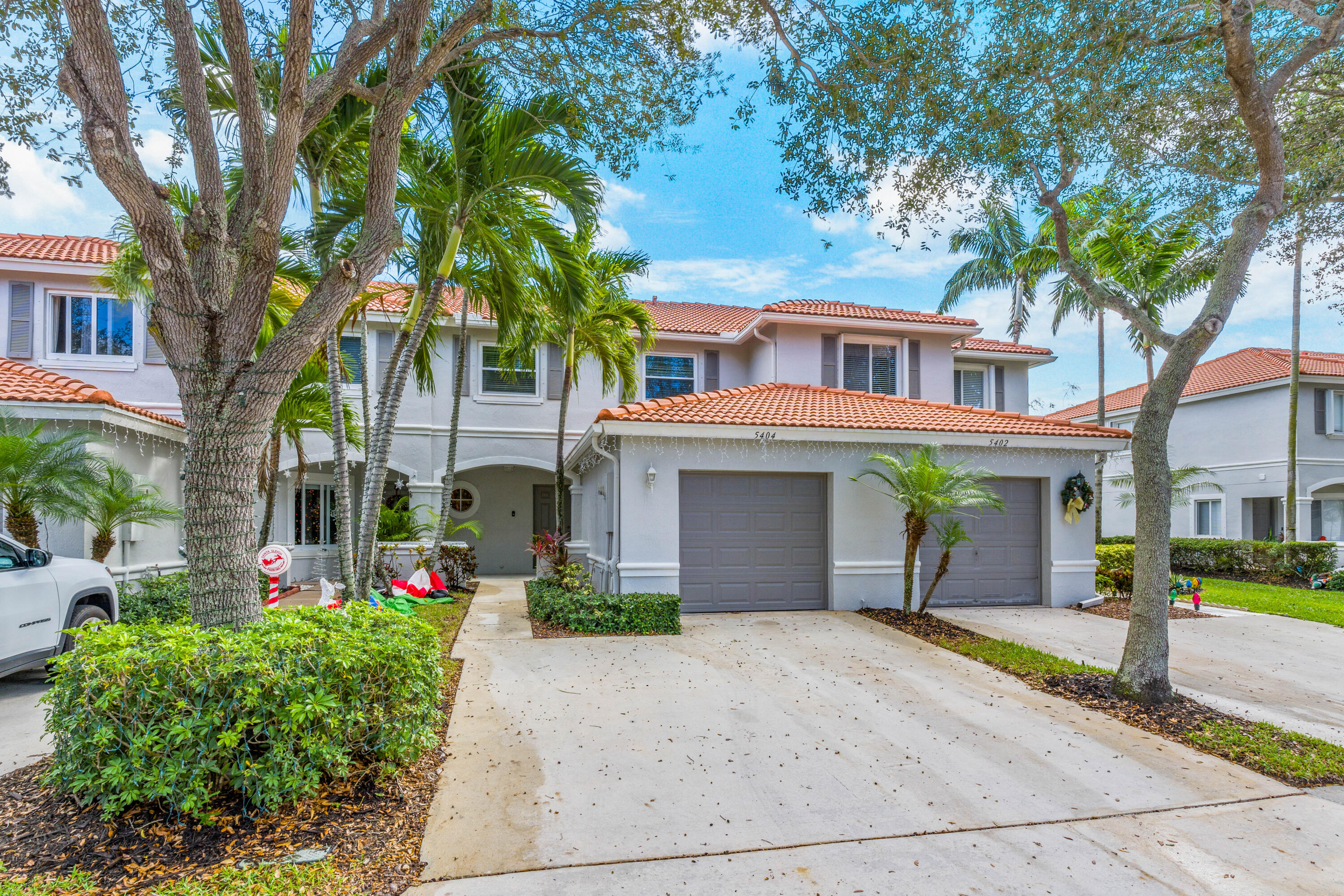 5404 Crossing Rocks Court