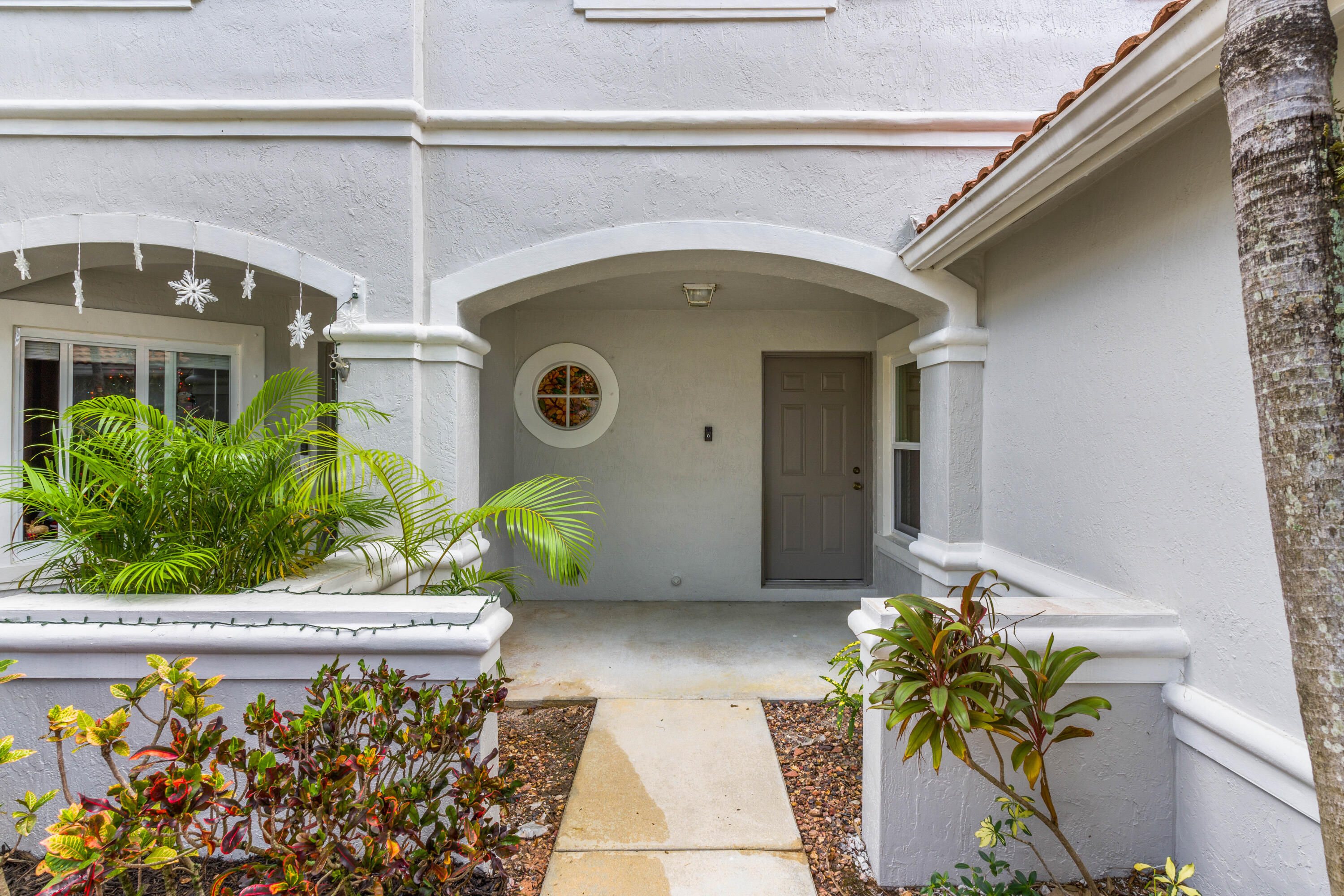 5404 Crossing Rocks Court