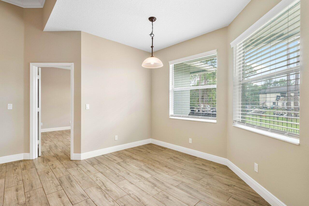16892 81st Lane N