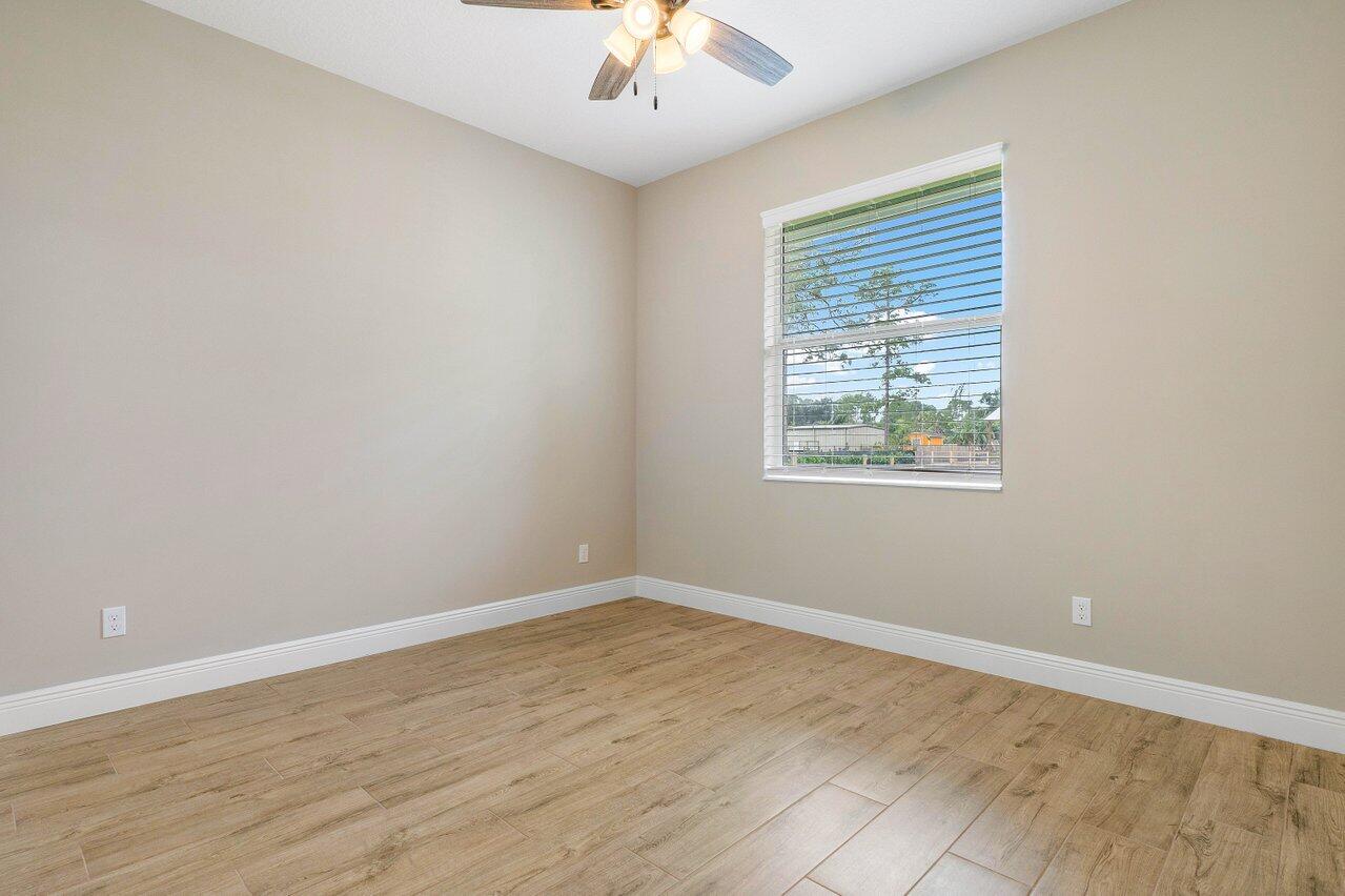 16892 81st Lane N