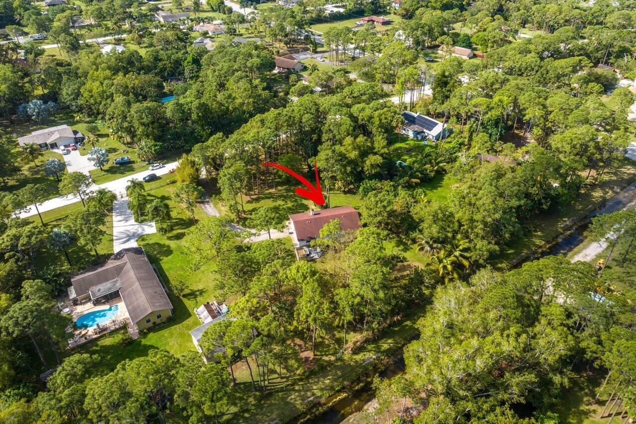 11715 52nd Road N