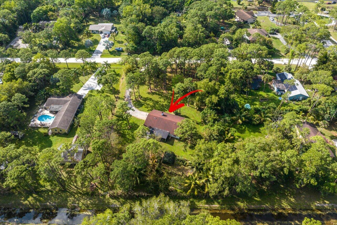 11715 52nd Road N