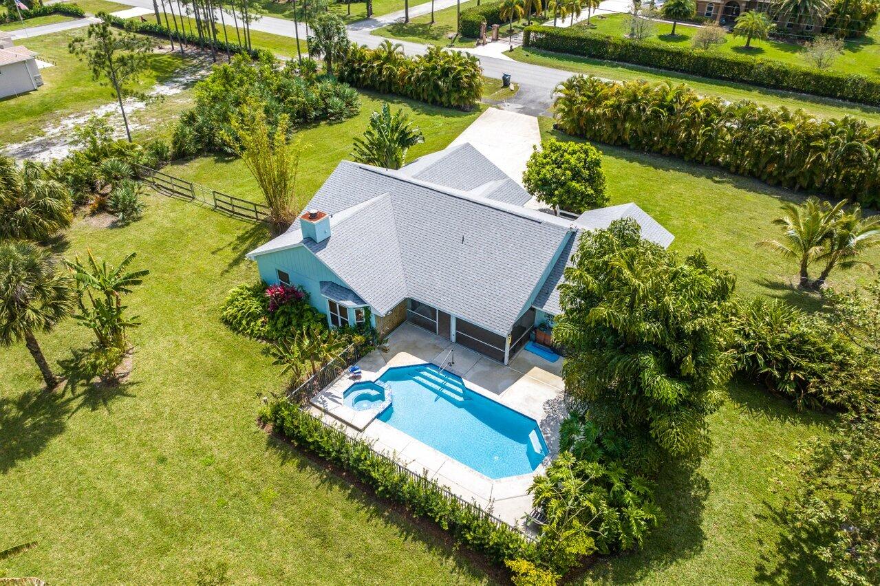 17187 Hamlin Boulevard