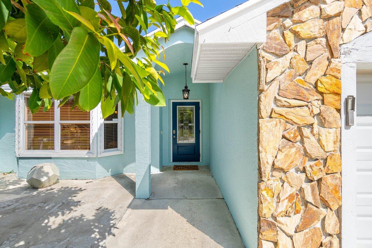 17187 Hamlin Boulevard