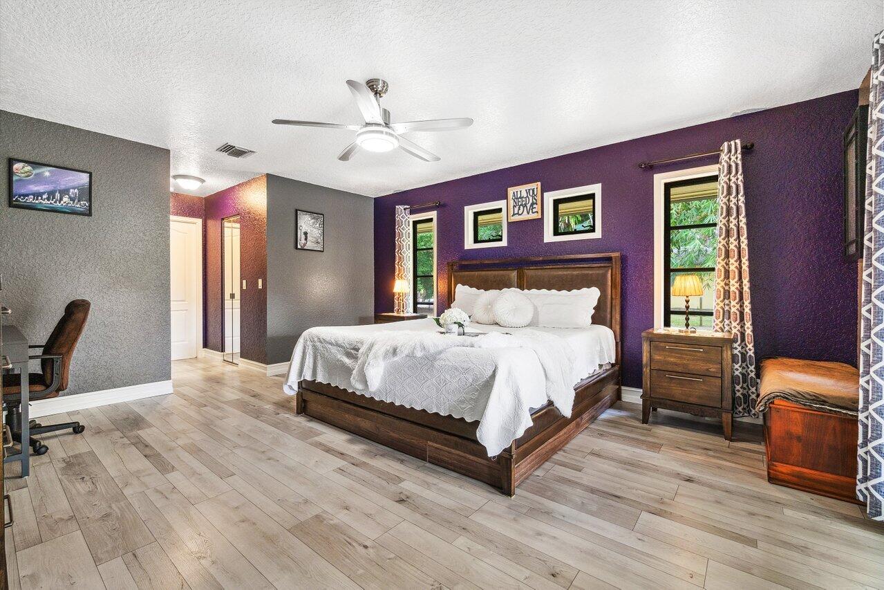 14884 61st Court N