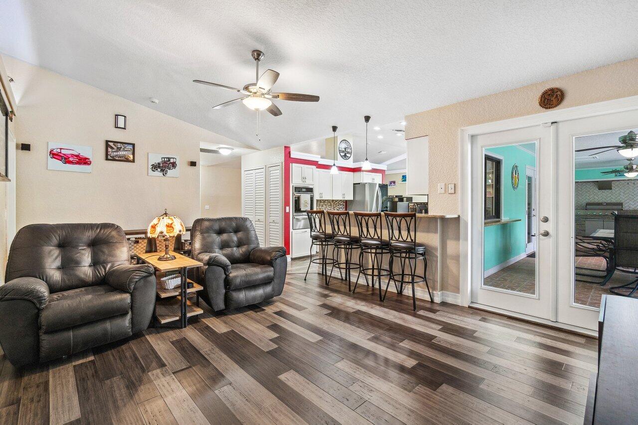 14884 61st Court N