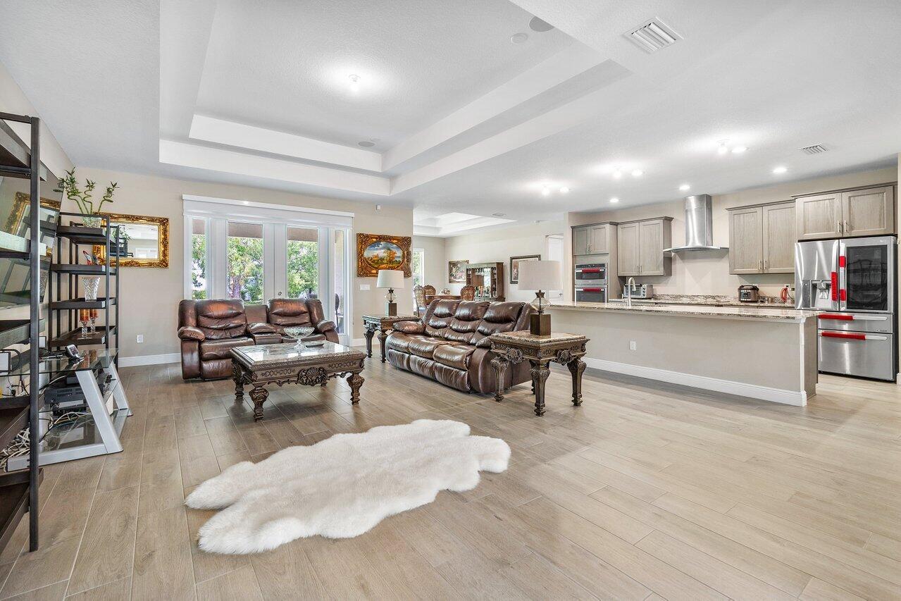 18713 92nd Lane N