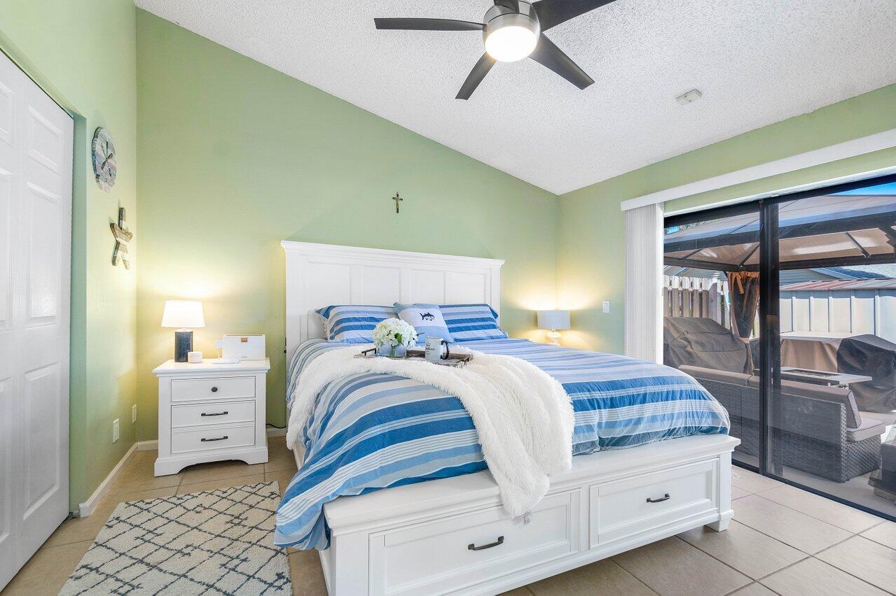 1106 Hyacinth Place