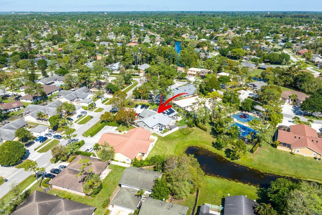1106 Hyacinth Place
