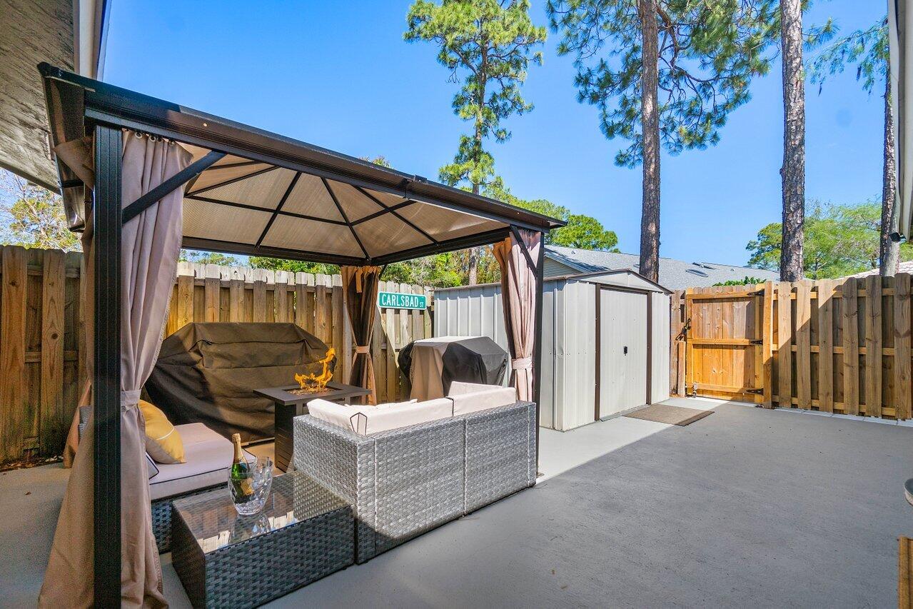 1106 Hyacinth Place