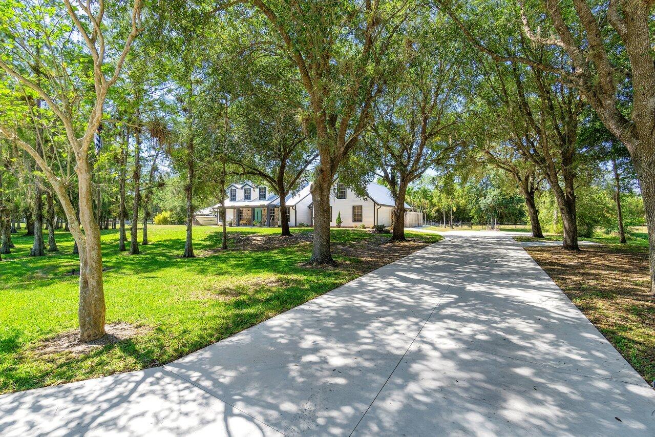 16456 68th Street N