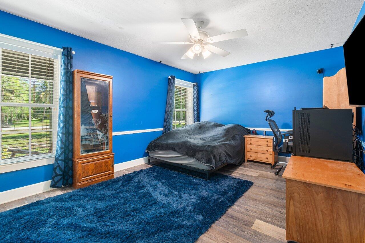 16456 68th Street N