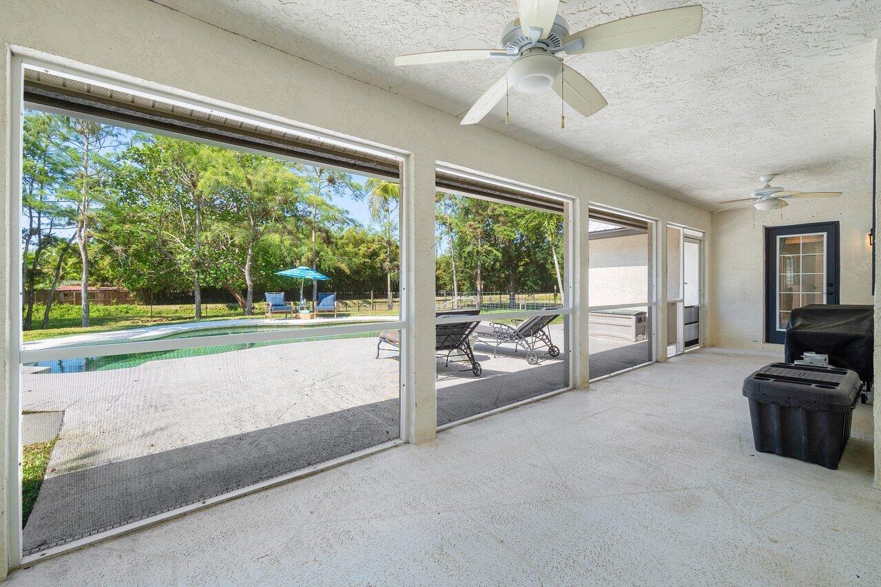 16456 68th Street N