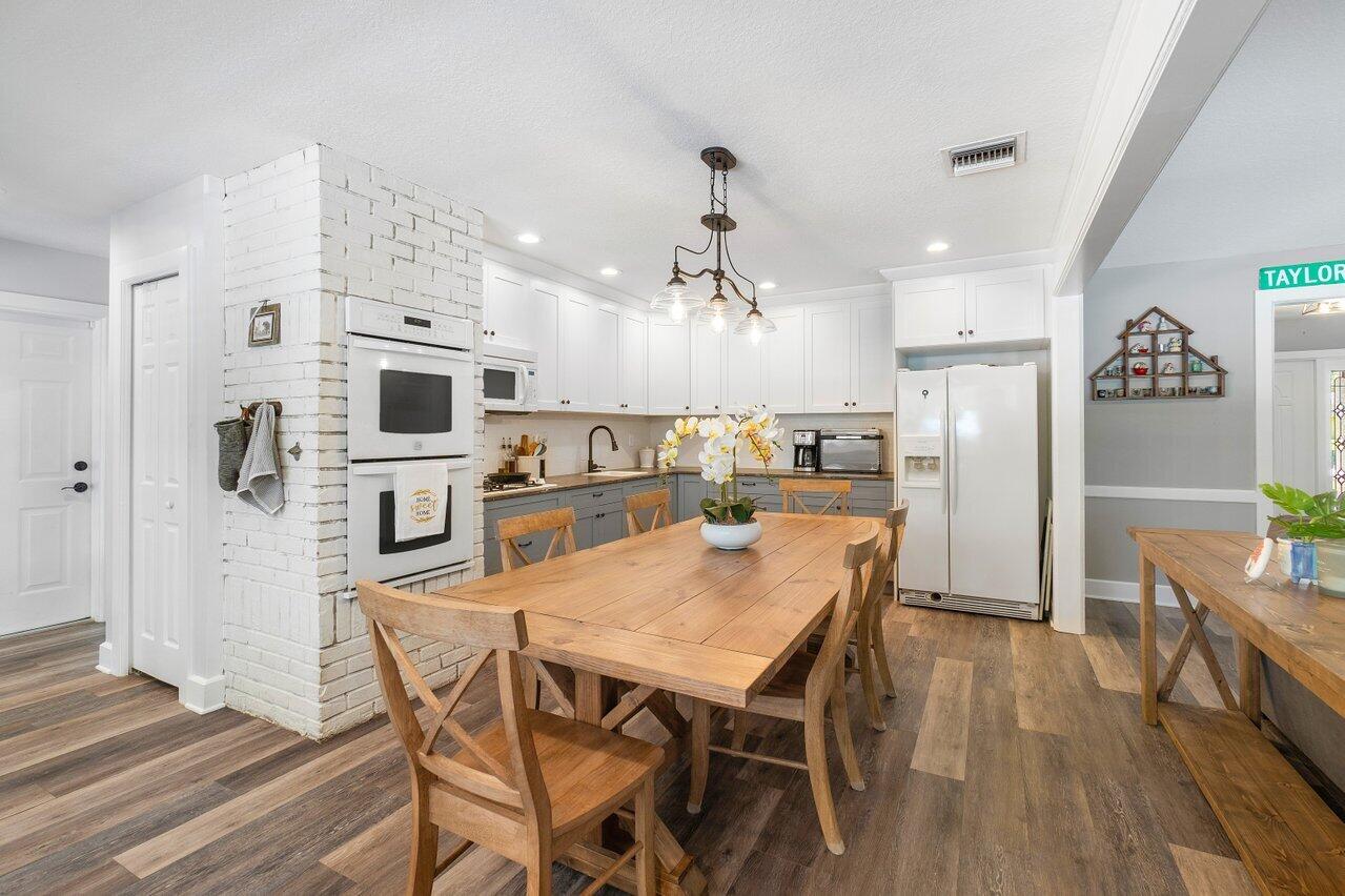 16456 68th Street N