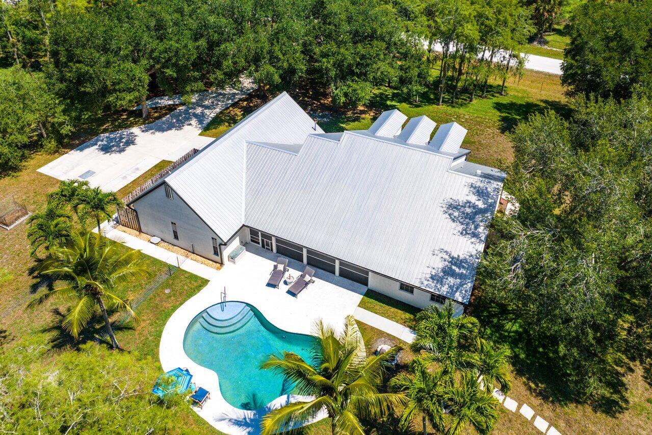 16456 68th Street N