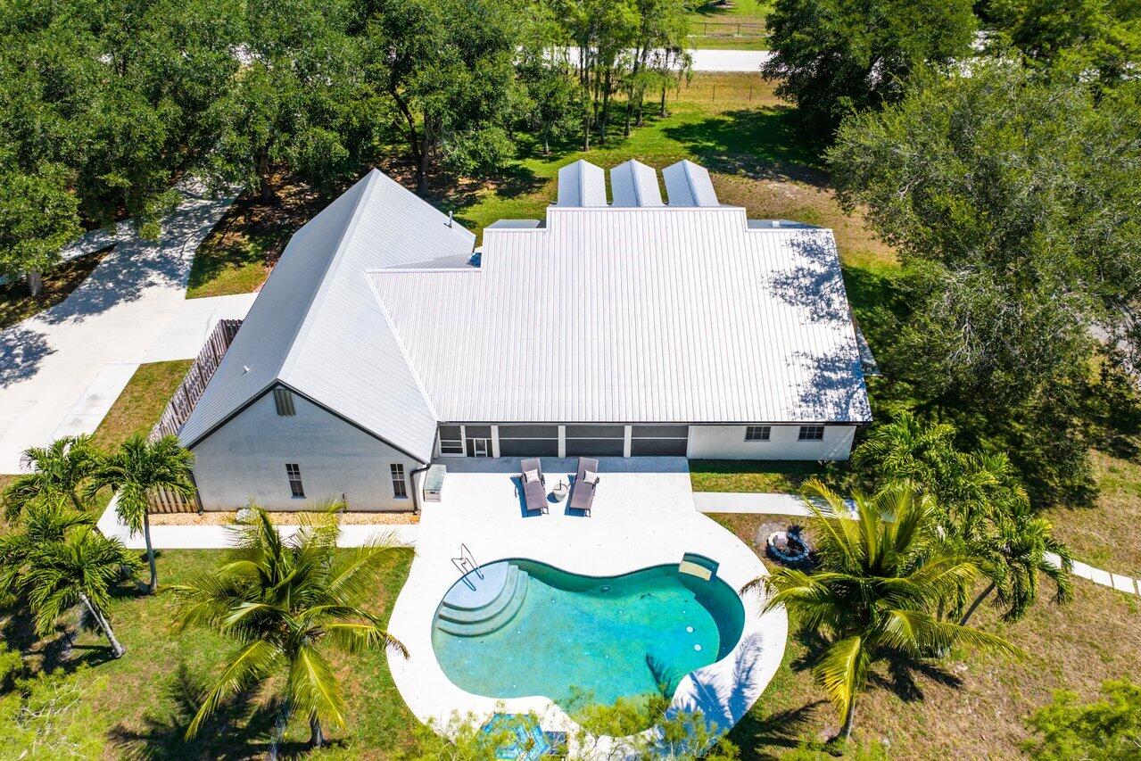 16456 68th Street N
