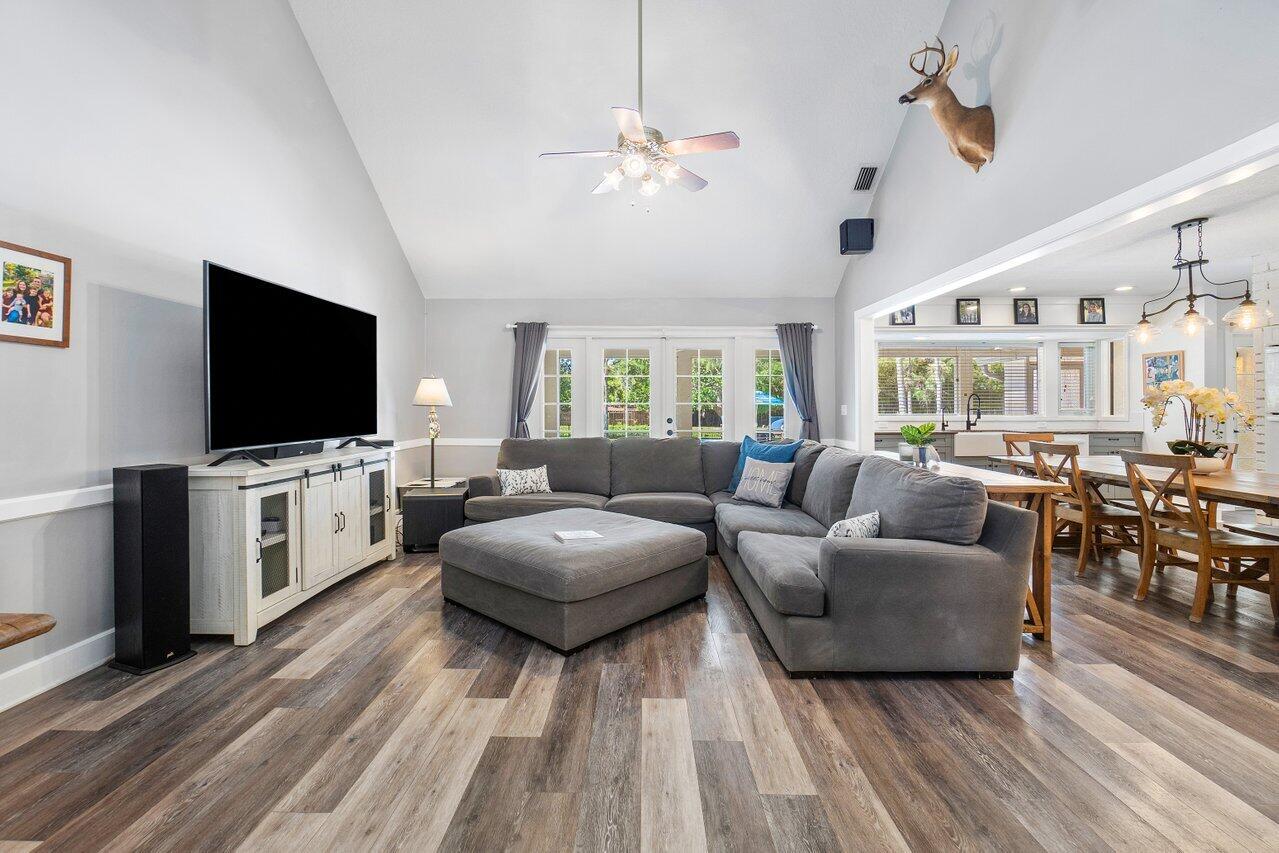 16456 68th Street N
