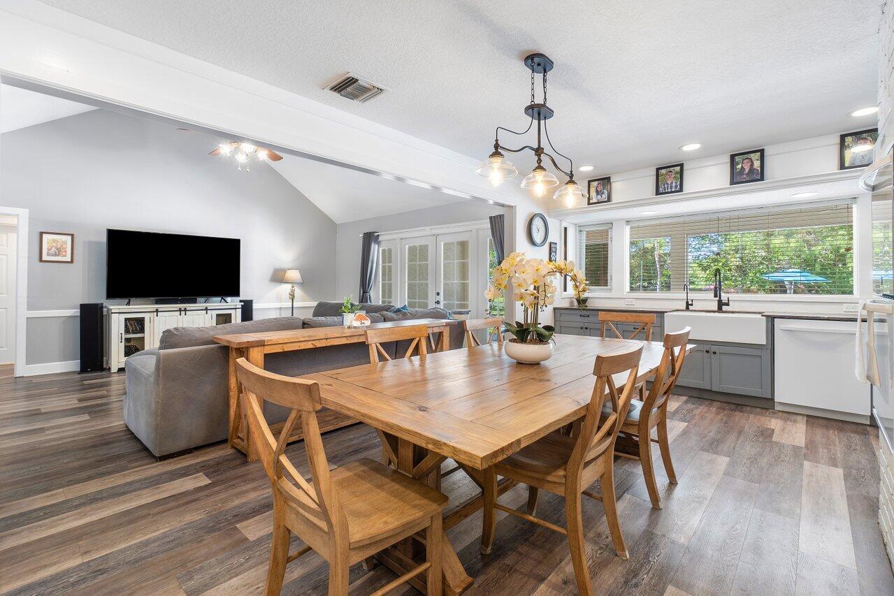 16456 68th Street N