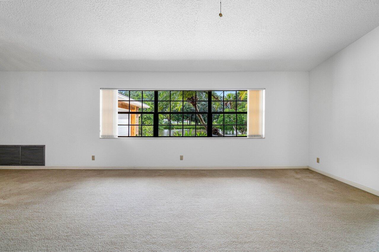 1733 Folsom Road