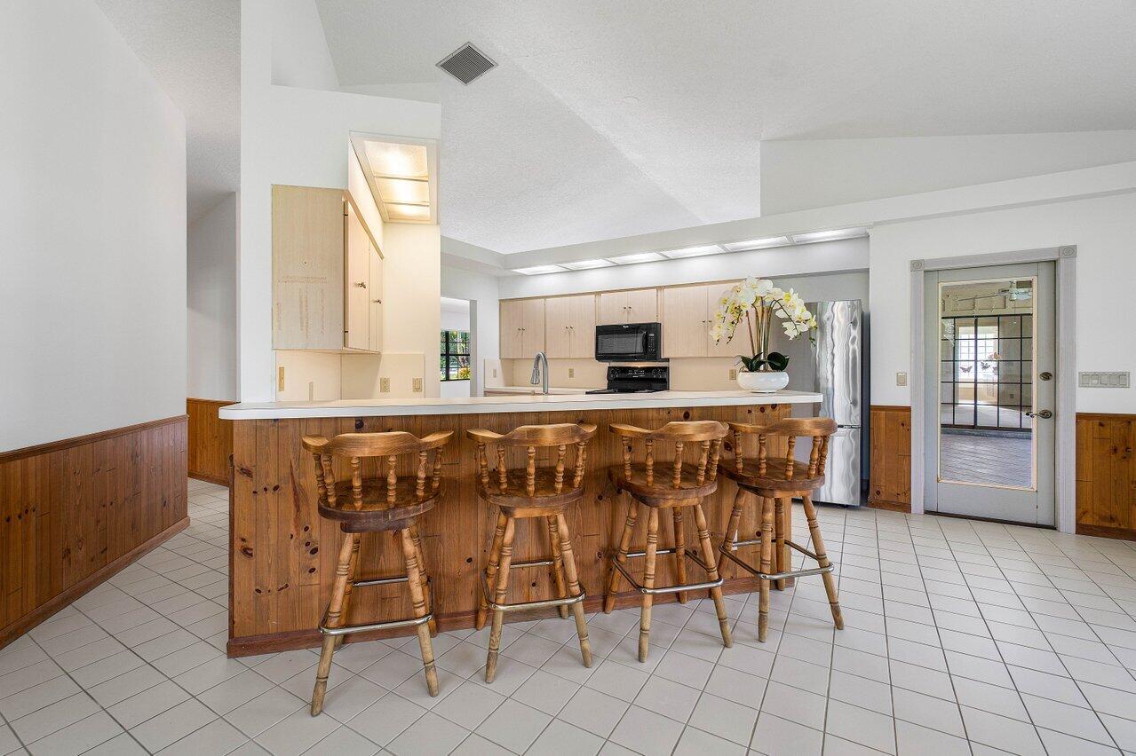 1733 Folsom Road