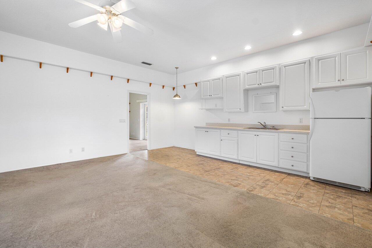 1733 Folsom Road