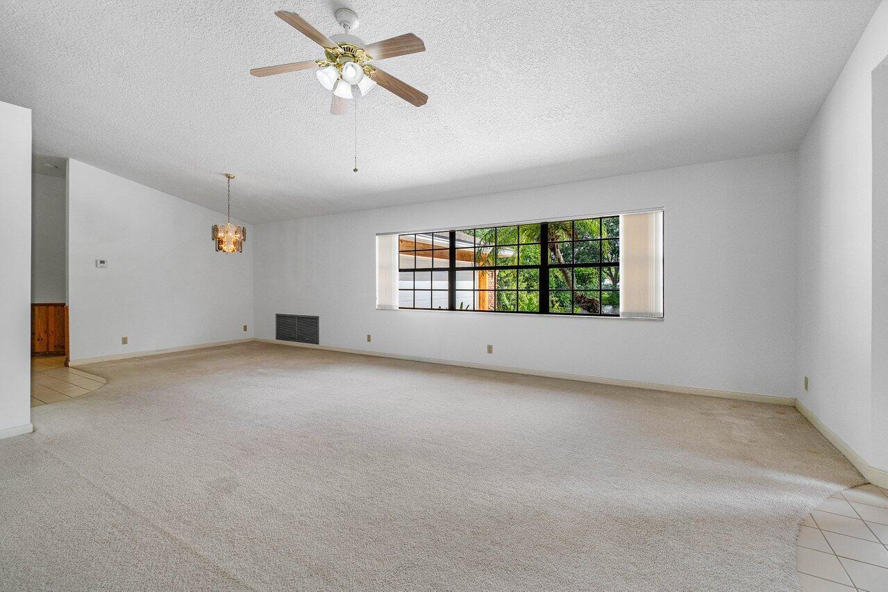 1733 Folsom Road