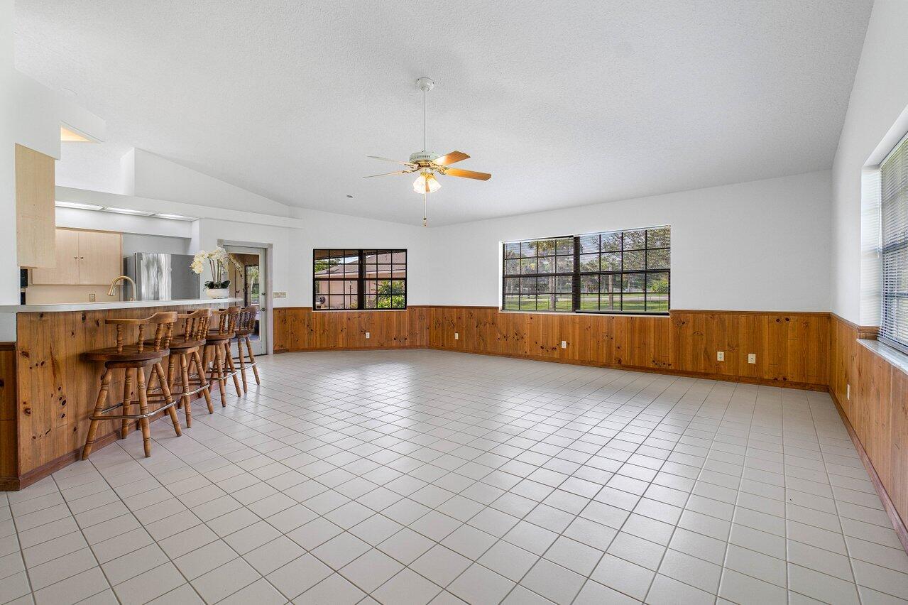 1733 Folsom Road