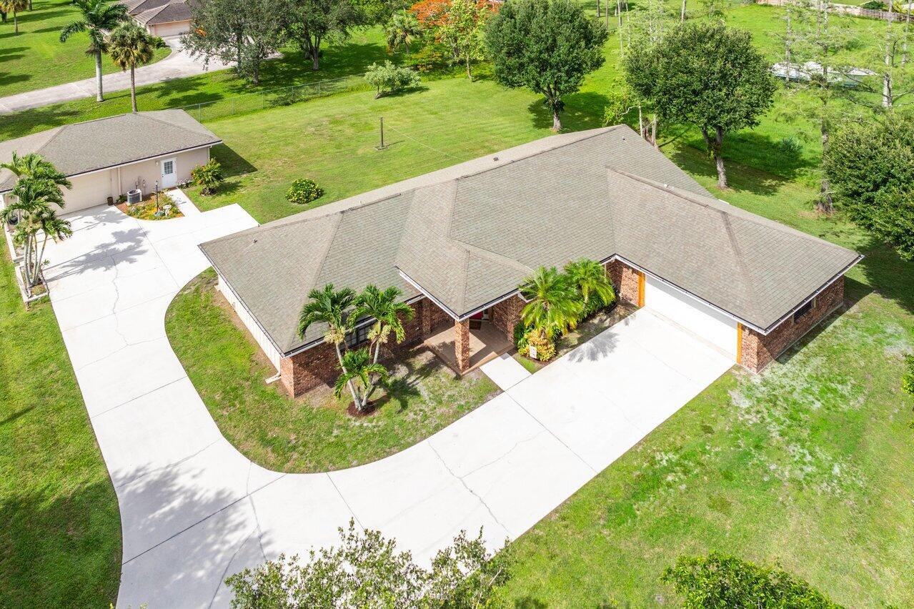 1733 Folsom Road