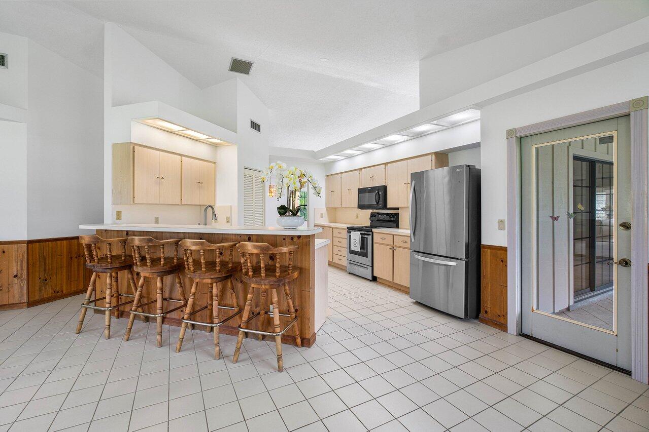 1733 Folsom Road