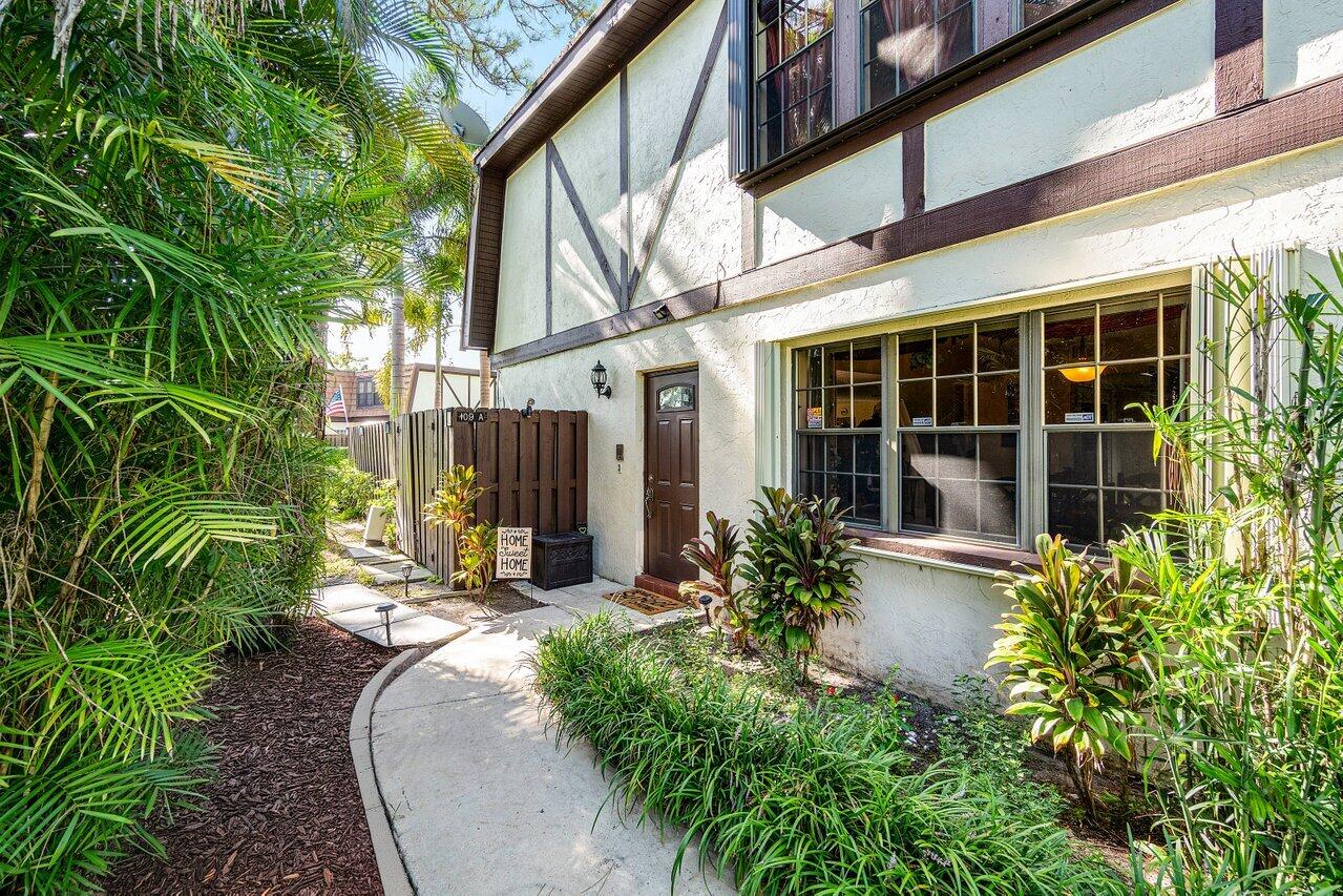 109 Weybridge Circle A