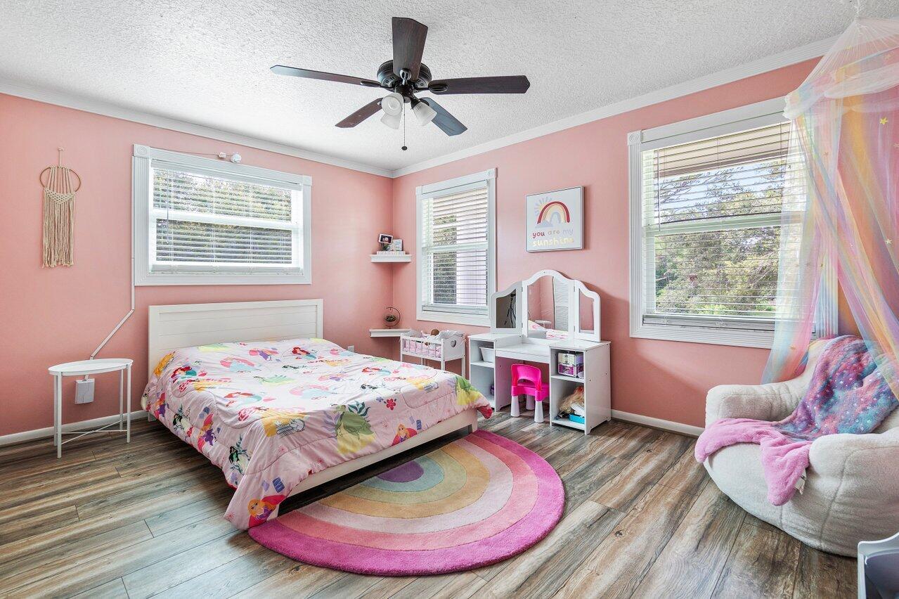 17377 36th Court N
