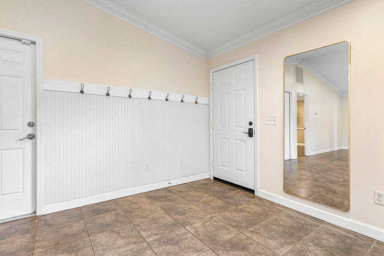 15247 94th Street N