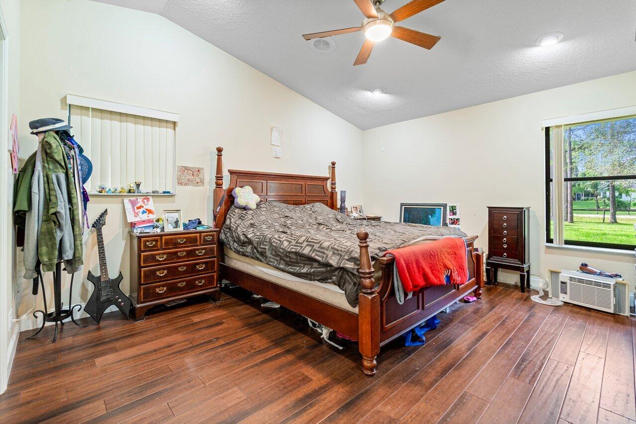 16857 71st Lane N