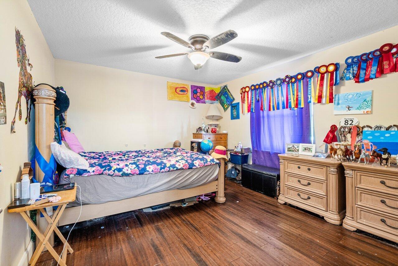 16857 71st Lane N