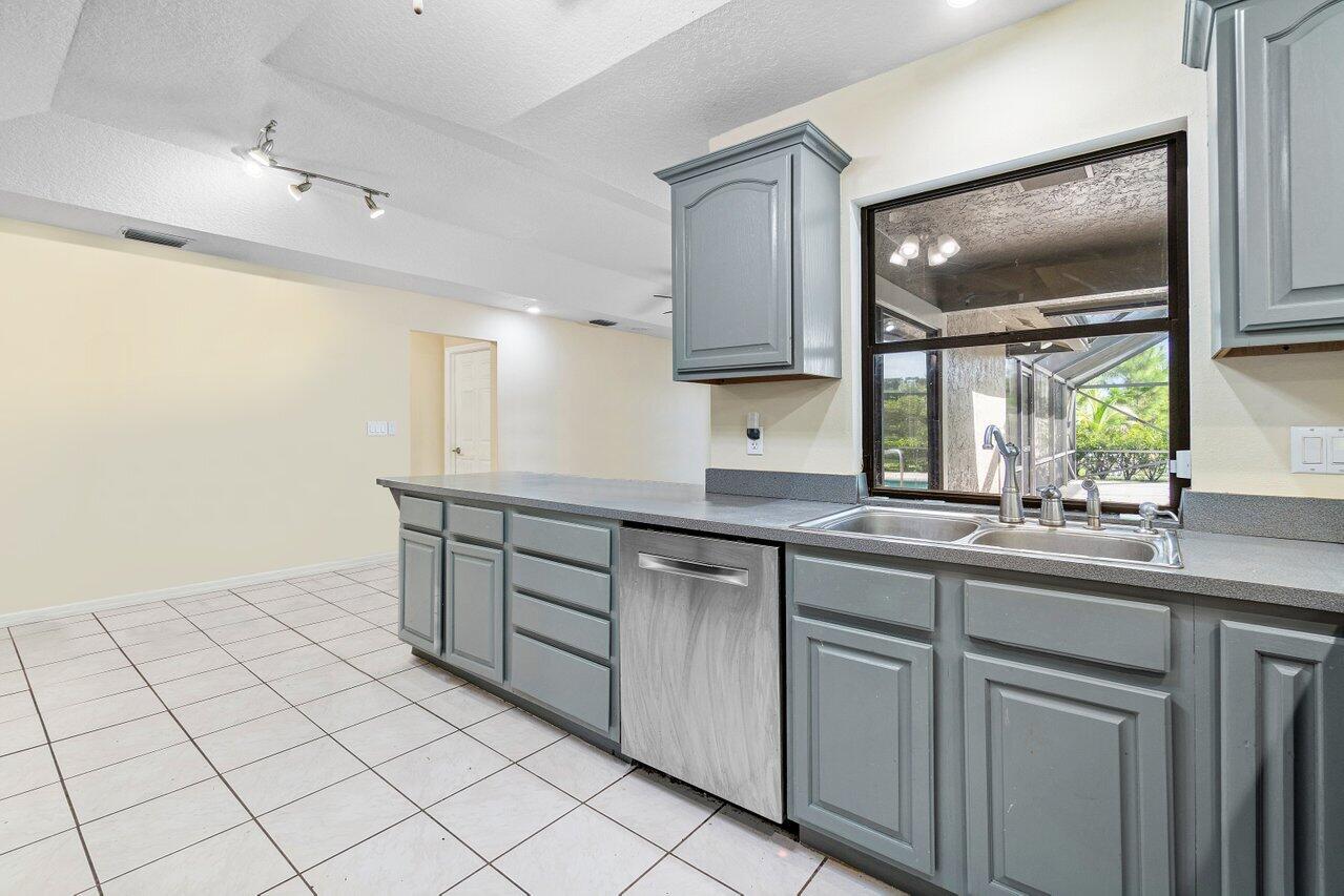 16857 71st Lane N