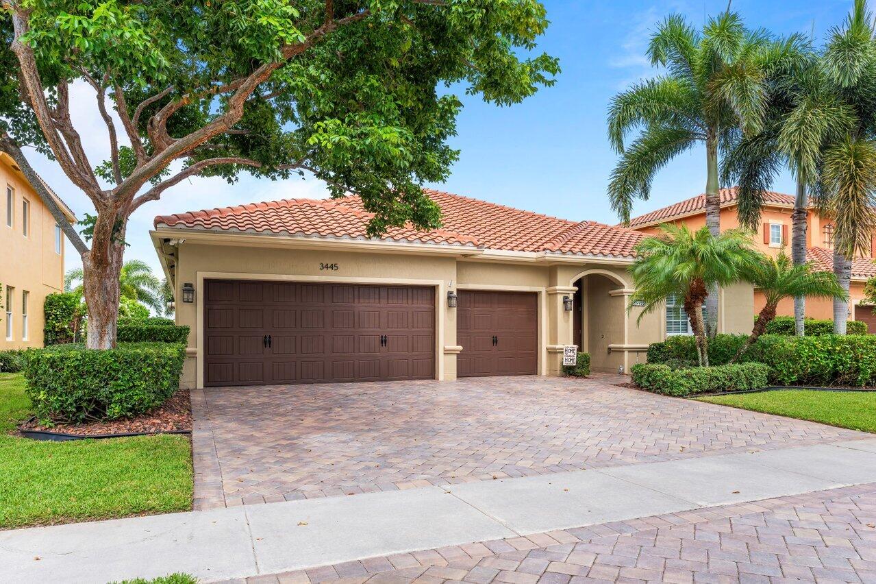 3445 Oakmont Estates Boulevard