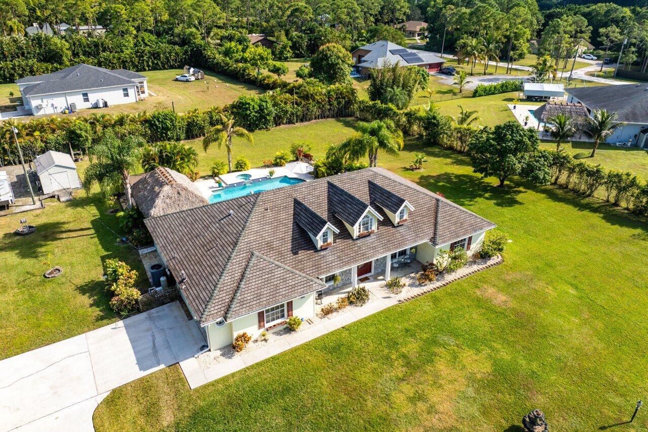 7166 Avocado Boulevard