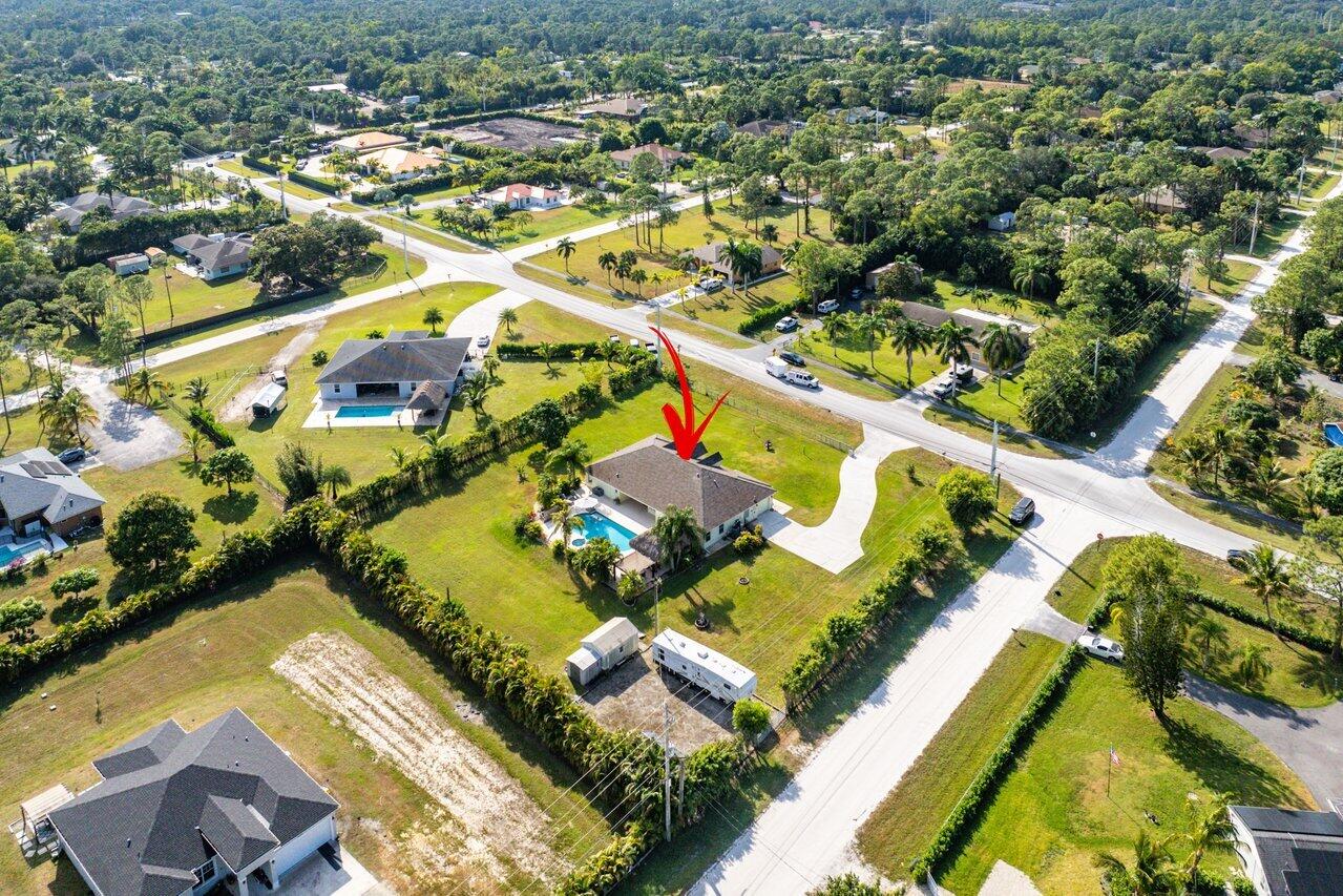 7166 Avocado Boulevard