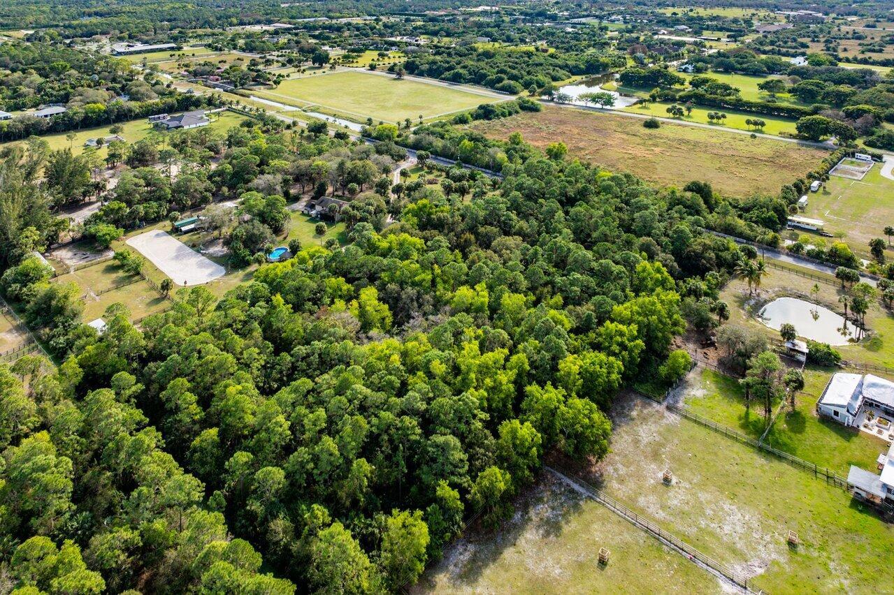 Xxxx W Sycamore Drive