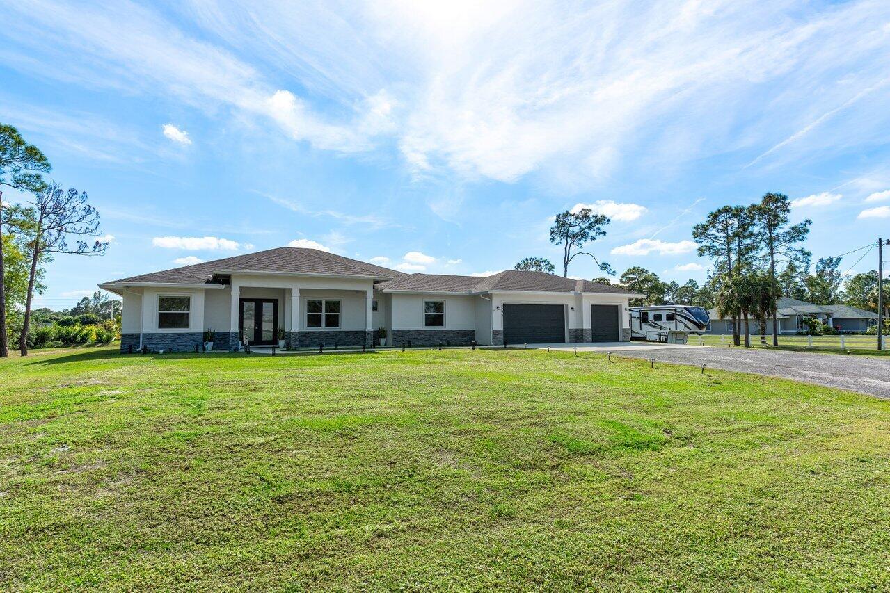 15200 Northlake Boulevard